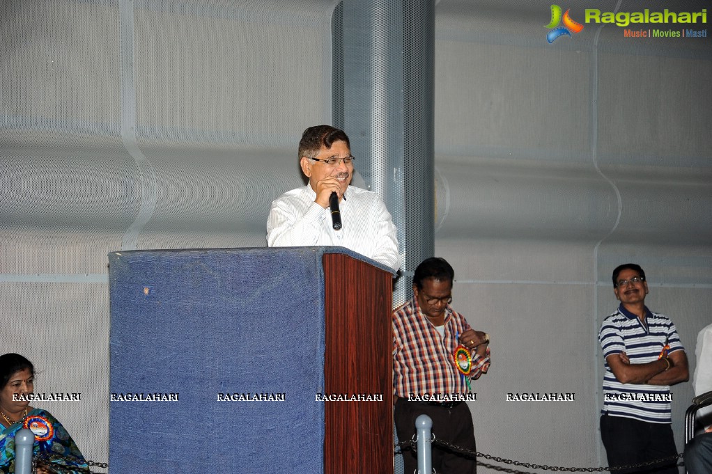 Presentation of KV Reddy Award to Director Sukumar