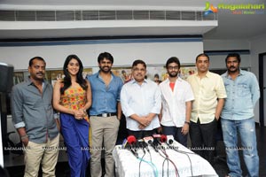 Pilla Nuvvu Leni Jeevitham Press Meet