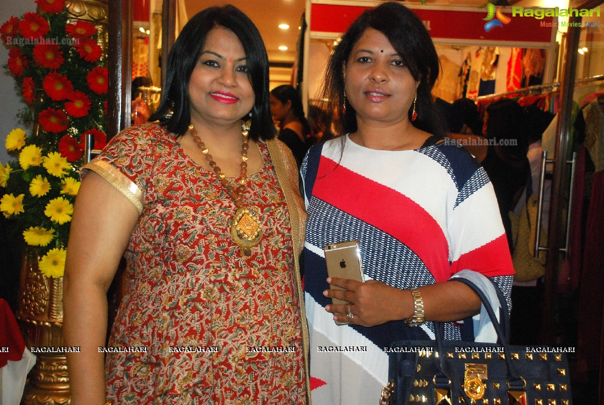 Akritti Elite Exhibition launched by Pooja Kiran