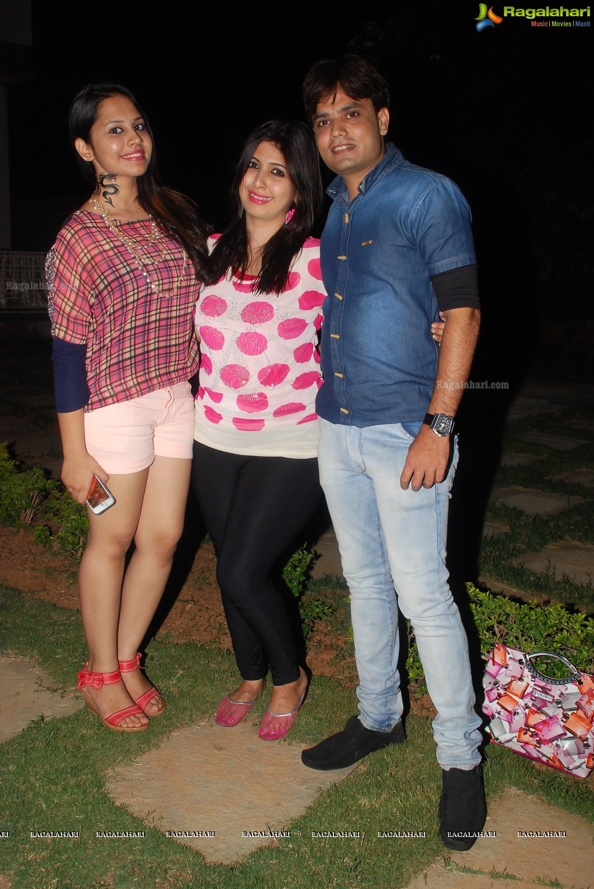 Arun Solanki Birthday Bash 2014 at Devda Farmhouse