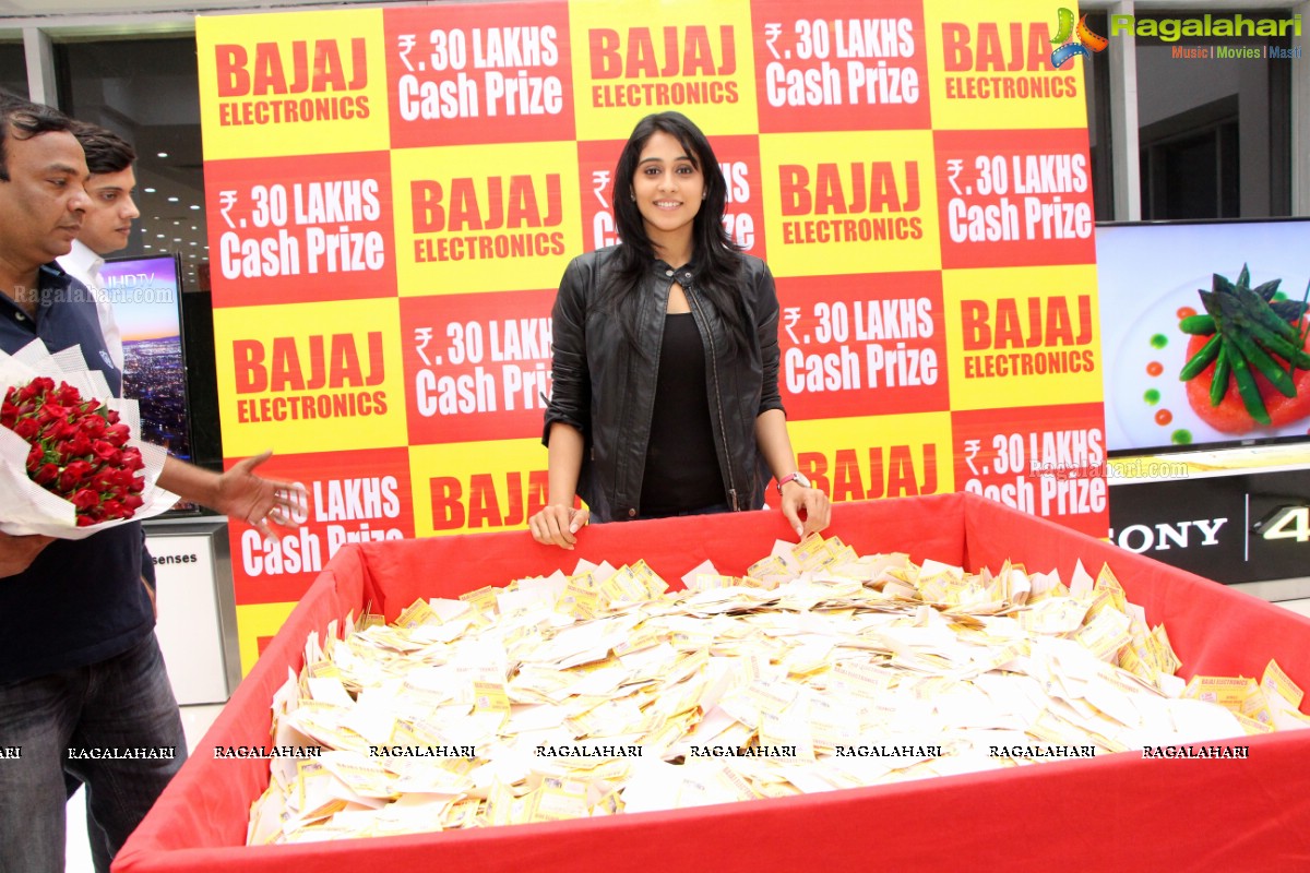 Regina announced the Lucky Winner of Bajaj Electronics at Forum Mall, Hyderabad