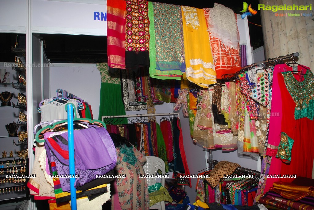 Designers N Weavers Exhibition