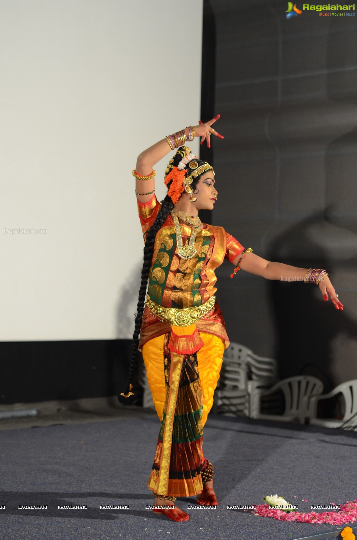 A Thanksgiving Dance Show by Haleem Khan