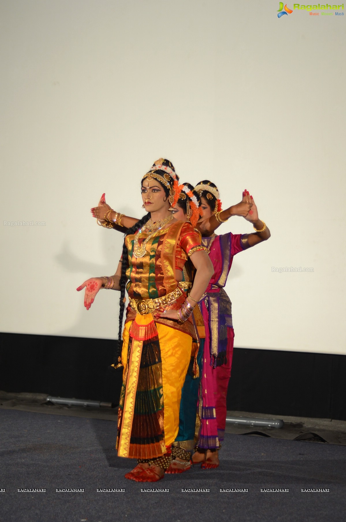 A Thanksgiving Dance Show by Haleem Khan