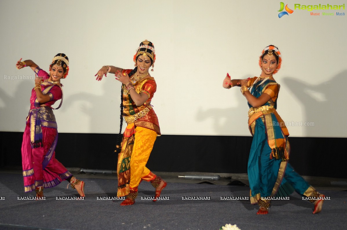 A Thanksgiving Dance Show by Haleem Khan