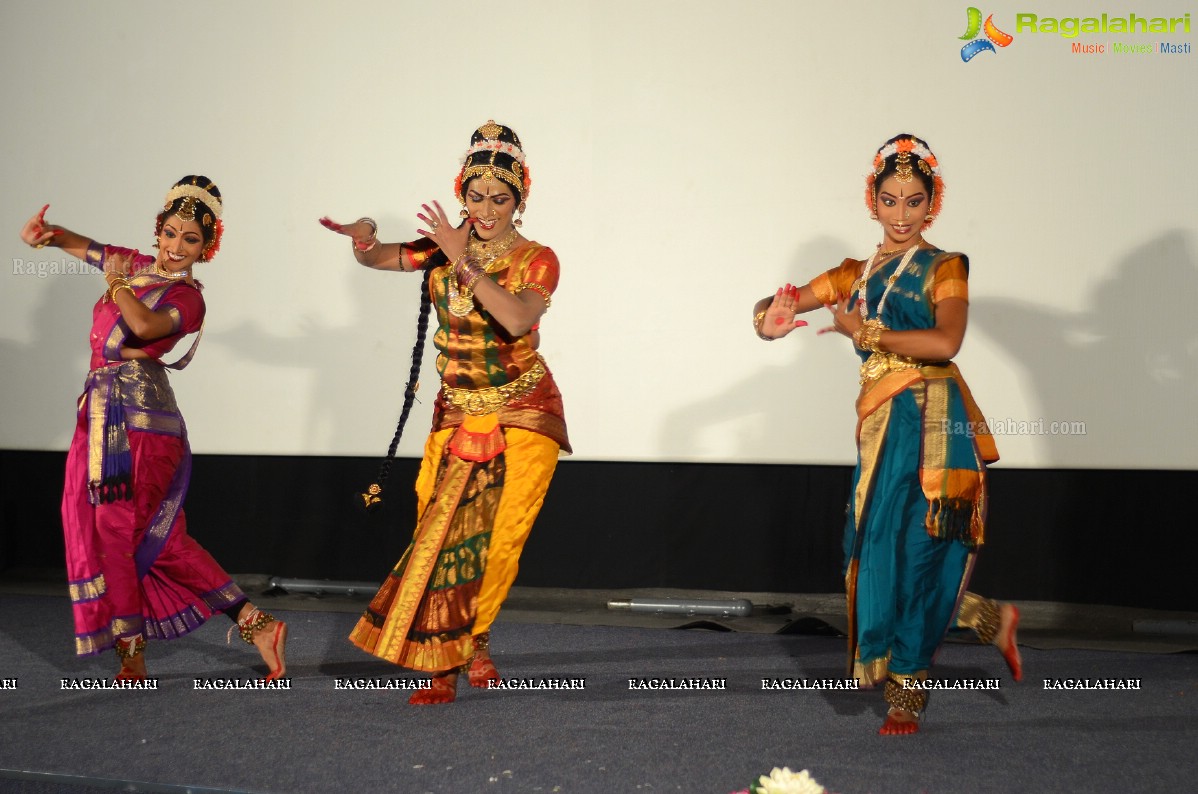 A Thanksgiving Dance Show by Haleem Khan