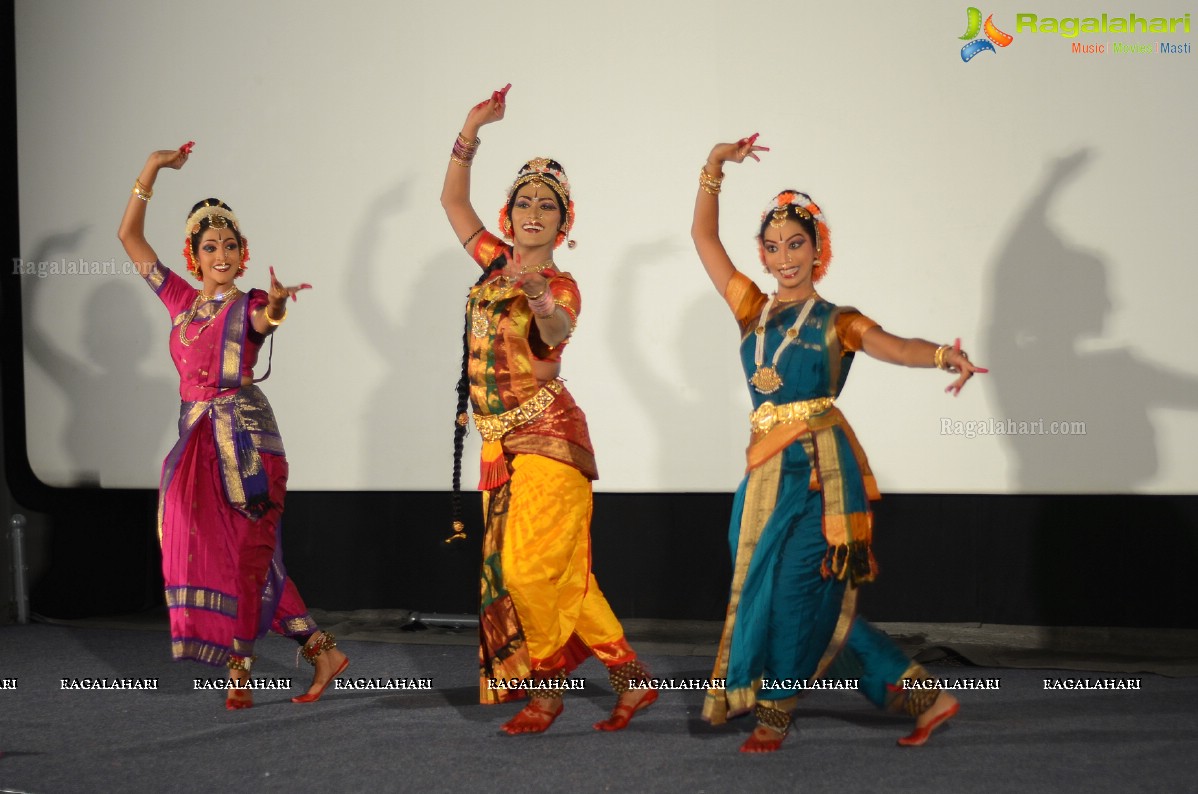 A Thanksgiving Dance Show by Haleem Khan