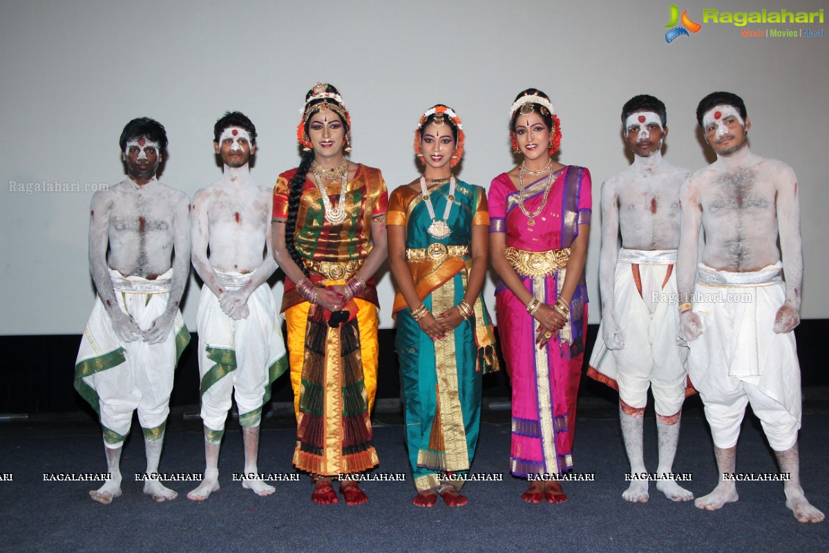 A Thanksgiving Dance Show by Haleem Khan