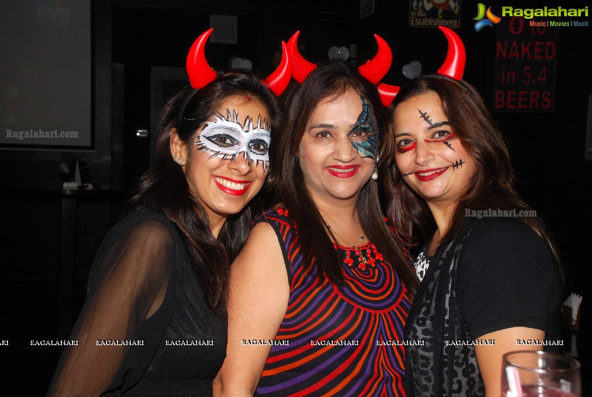 Halloween Charmers Style Hosted by Paavani & Richil at Tap Quench Bar