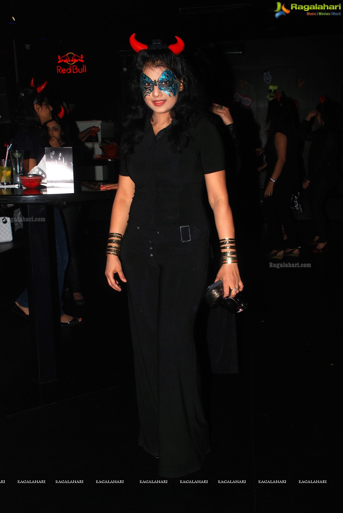 Halloween Charmers Style Hosted by Paavani & Richil at Tap Quench Bar