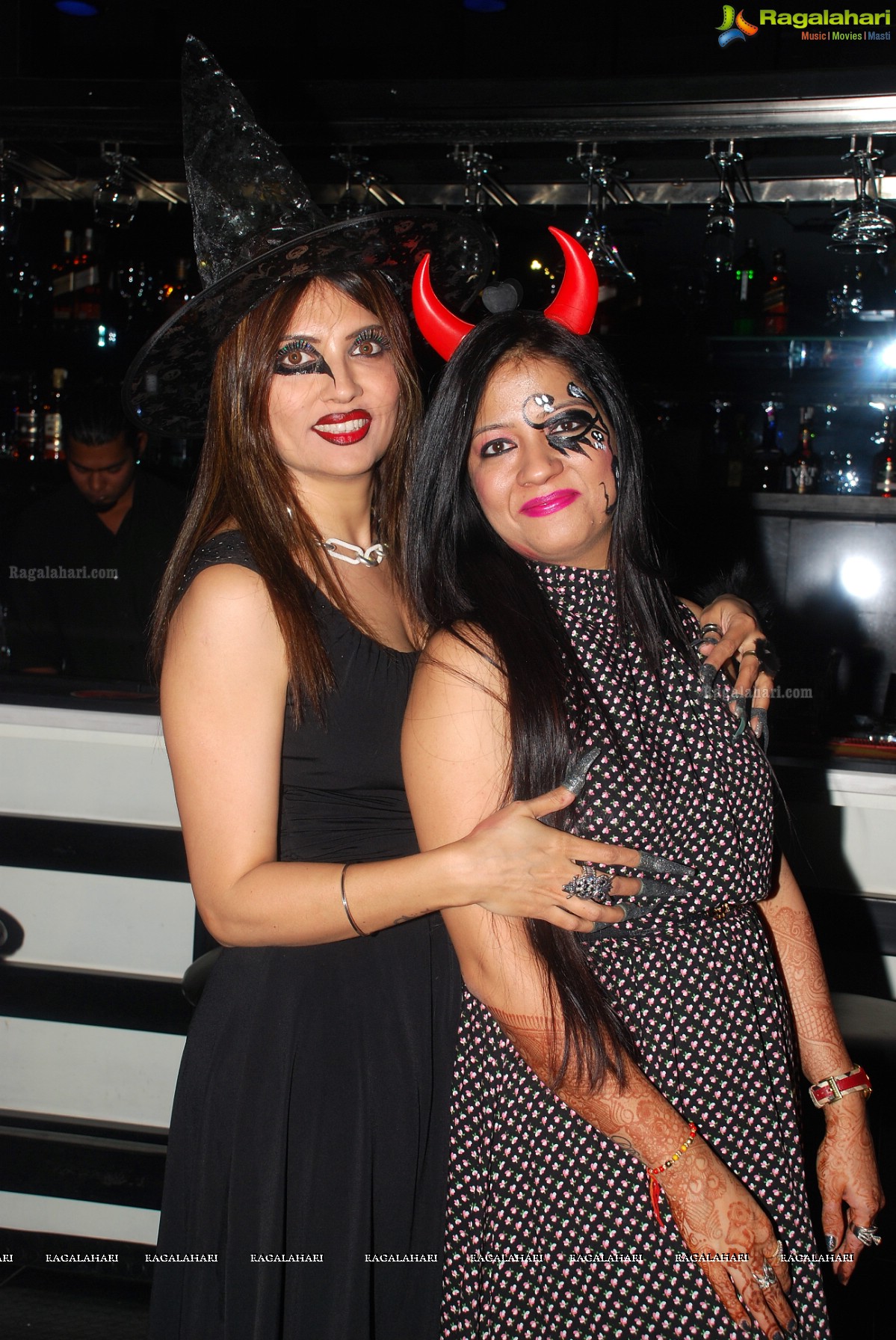 Halloween Charmers Style Hosted by Paavani & Richil at Tap Quench Bar