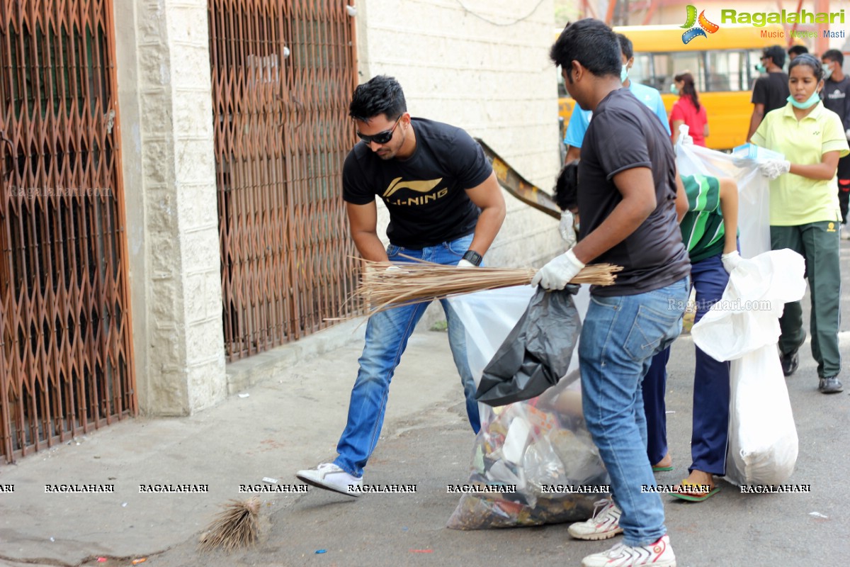 Jwala Gutta and Harshvardhan Rane joins 'Swachh Bharat'