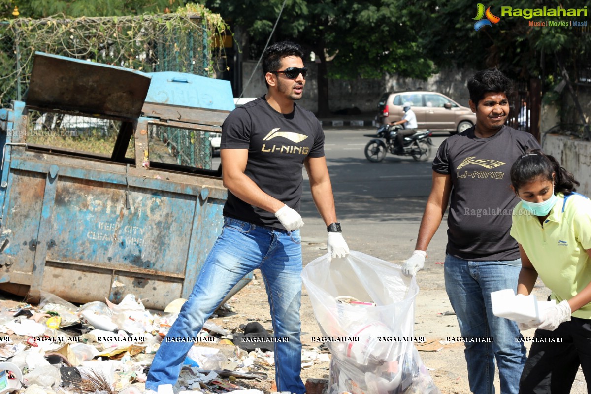 Jwala Gutta and Harshvardhan Rane joins 'Swachh Bharat'