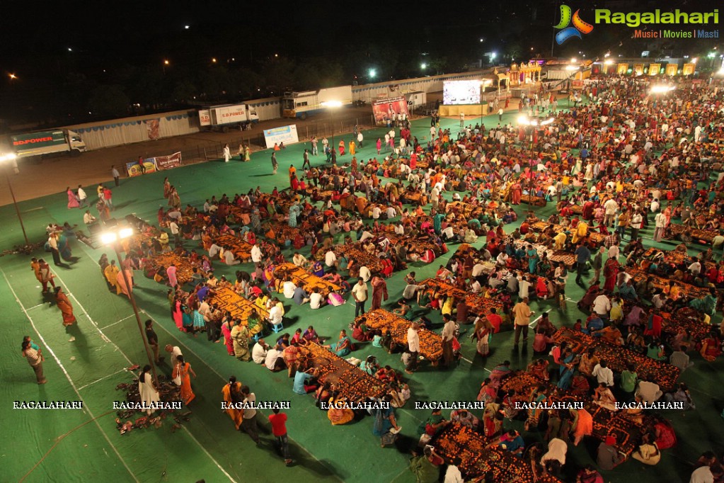 Bhakti TV Kotideepotsavam 2014 (Day 15)