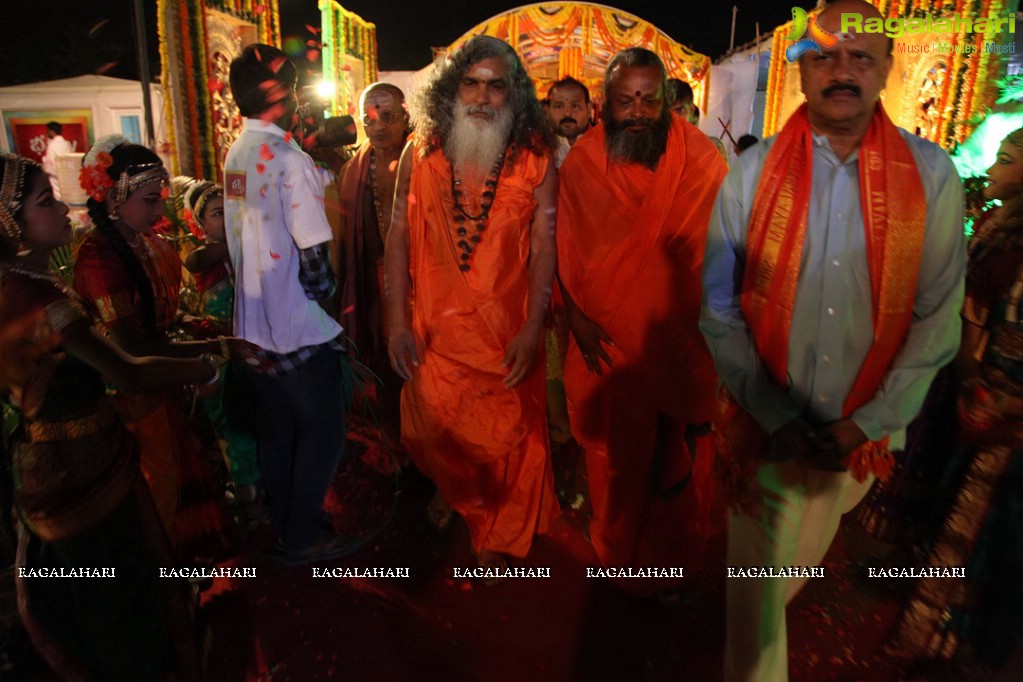 Bhakti TV Kotideepotsavam 2014 (Day 15)