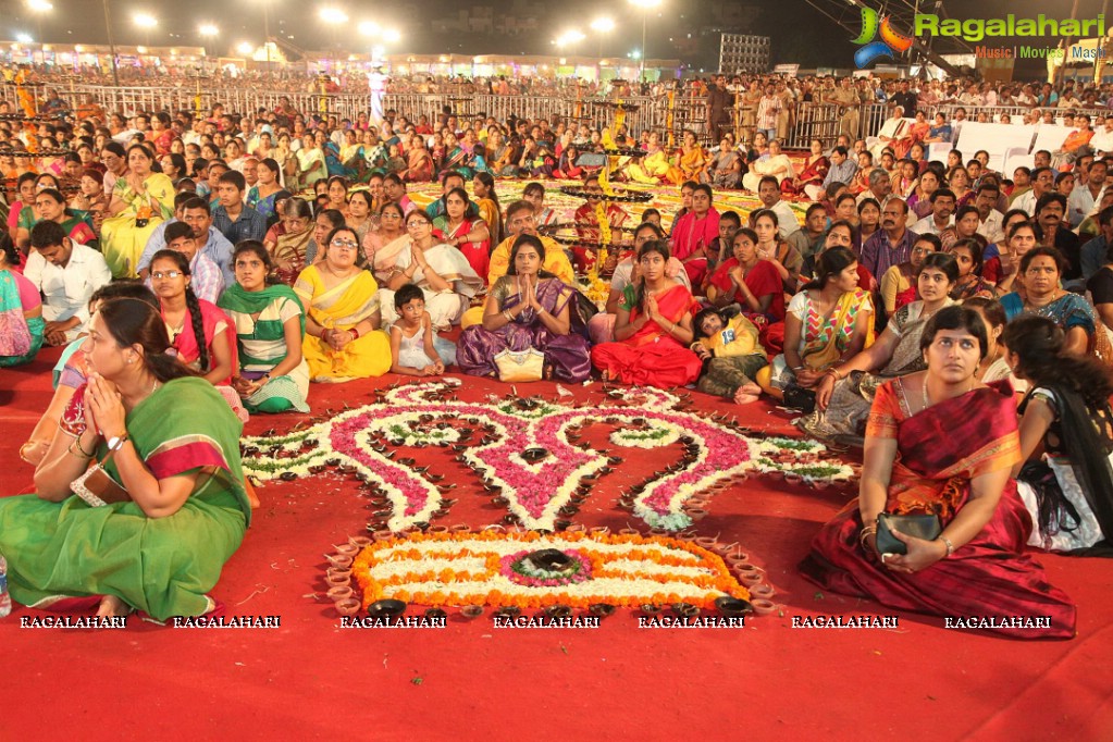 Bhakti TV Kotideepotsavam 2014 (Day 15)