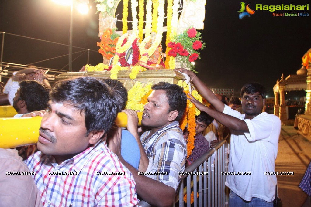 Bhakti TV Kotideepotsavam 2014 (Day 15)