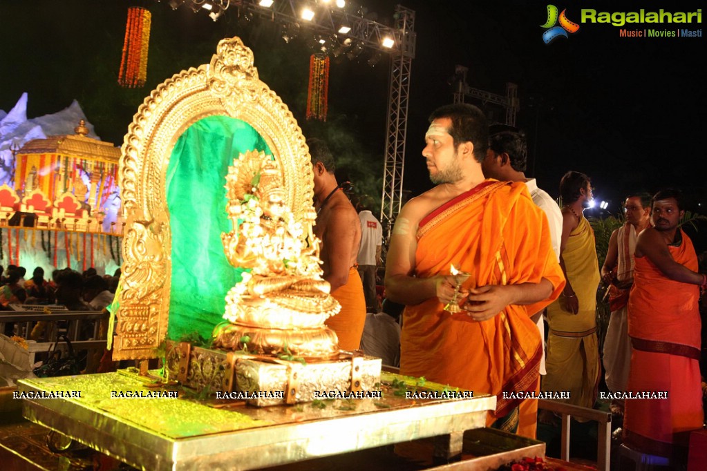 Bhakti TV Kotideepotsavam 2014 (Day 15)