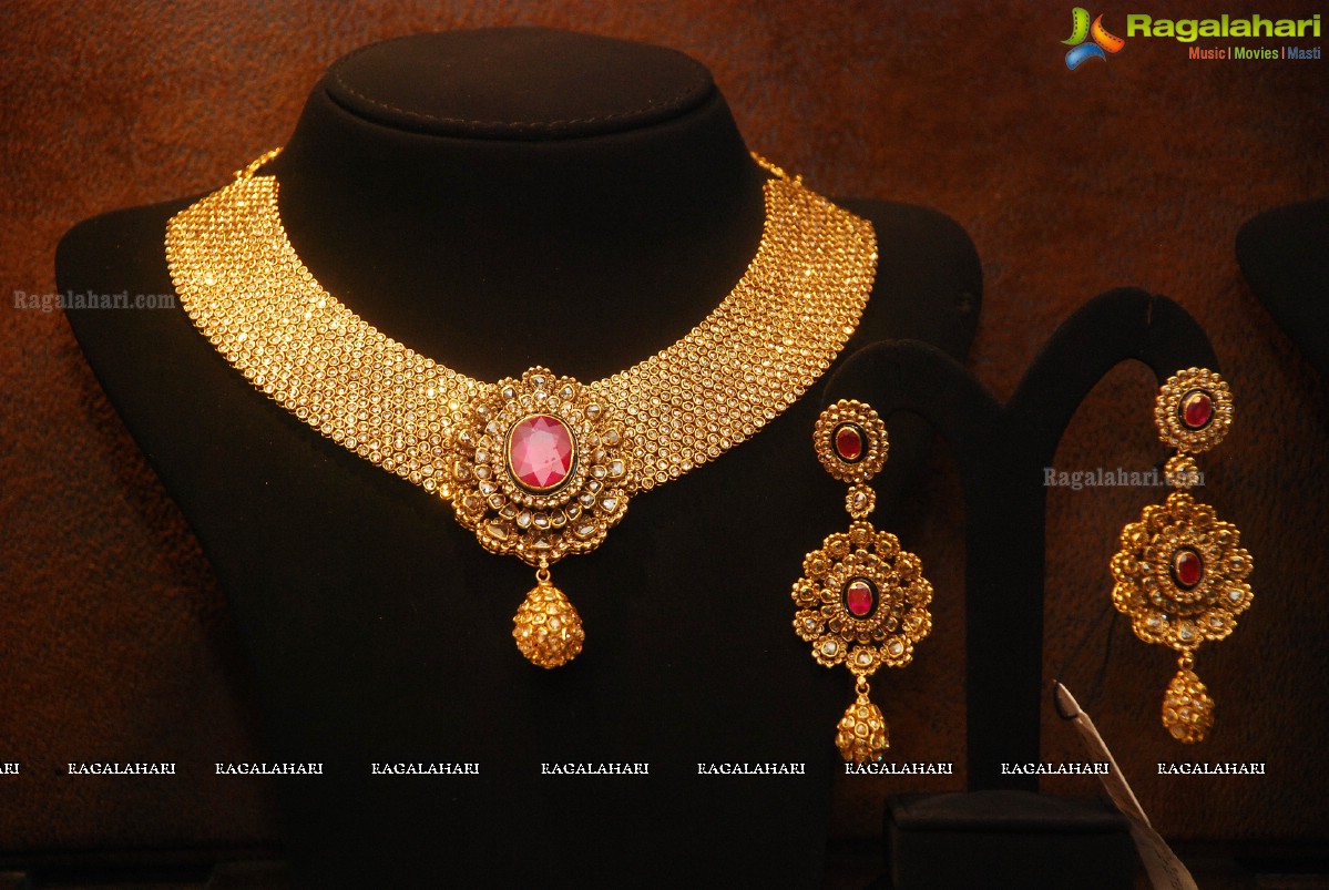 Malabar Gold and Diamonds 'Artistry' Show