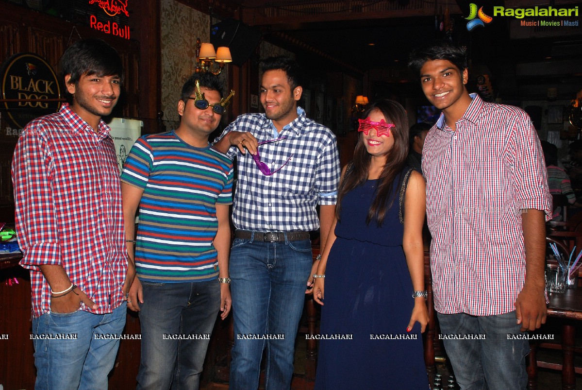 Meenal Agarwal Birthday Bash 2014 at 10D