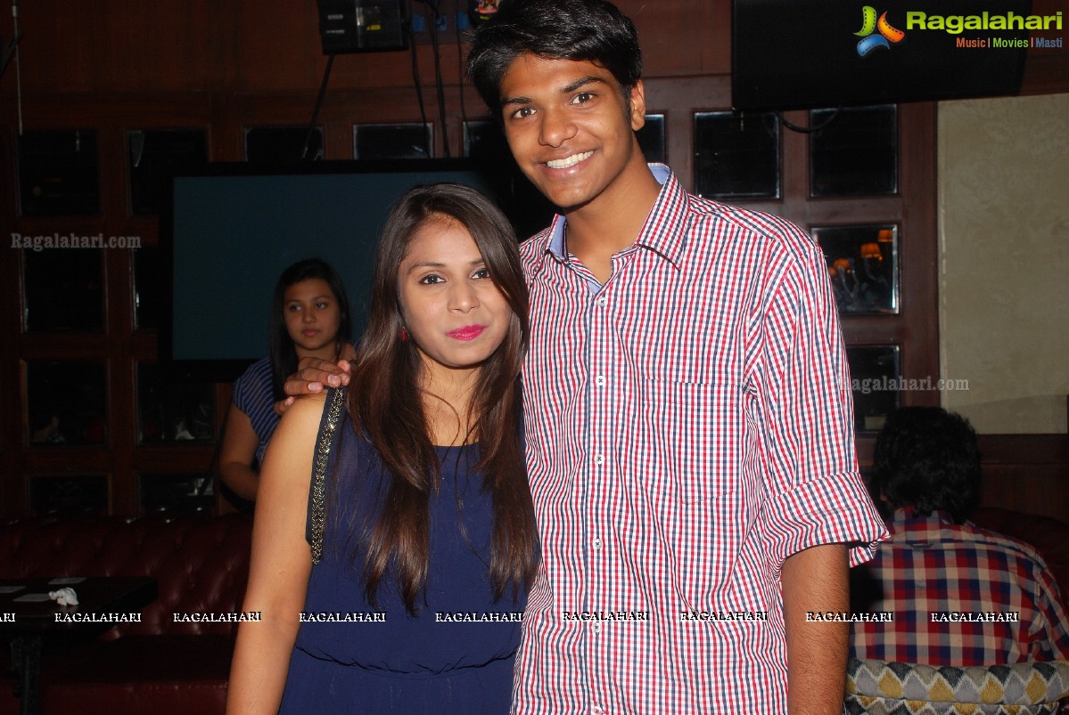 Meenal Agarwal Birthday Bash 2014 at 10D