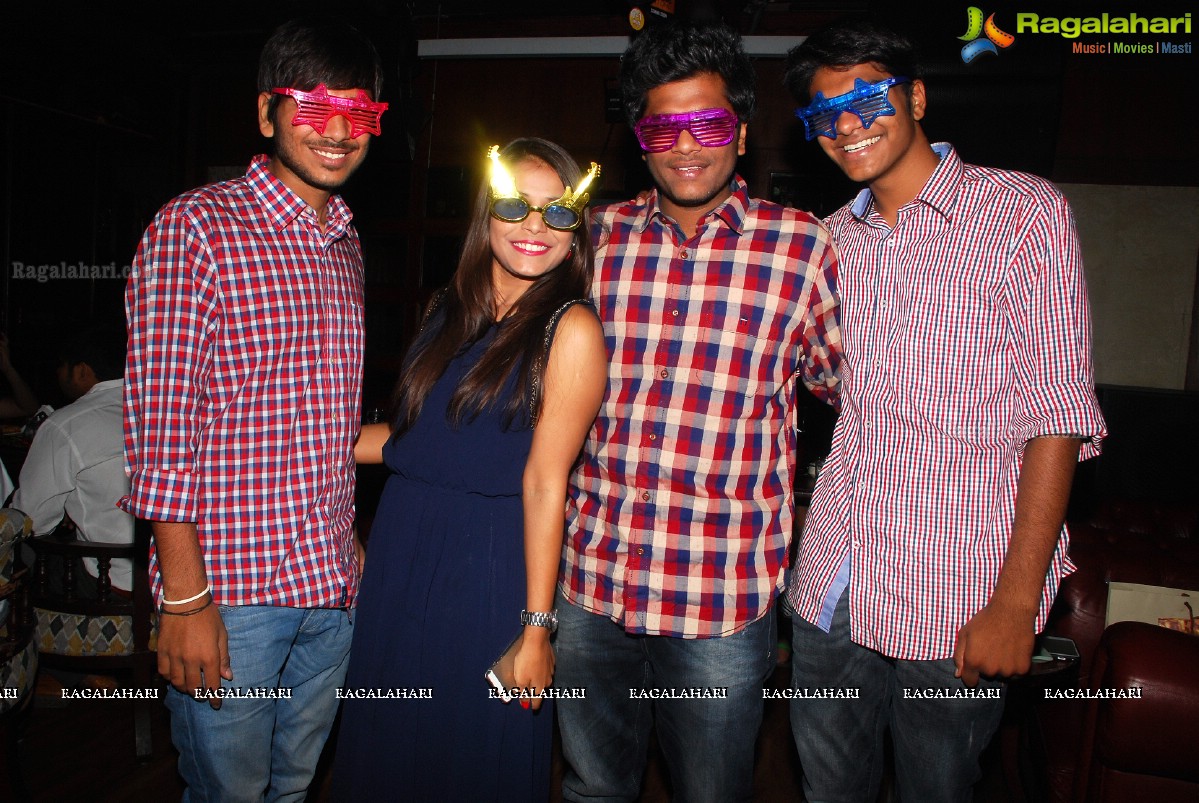 Meenal Agarwal Birthday Bash 2014 at 10D