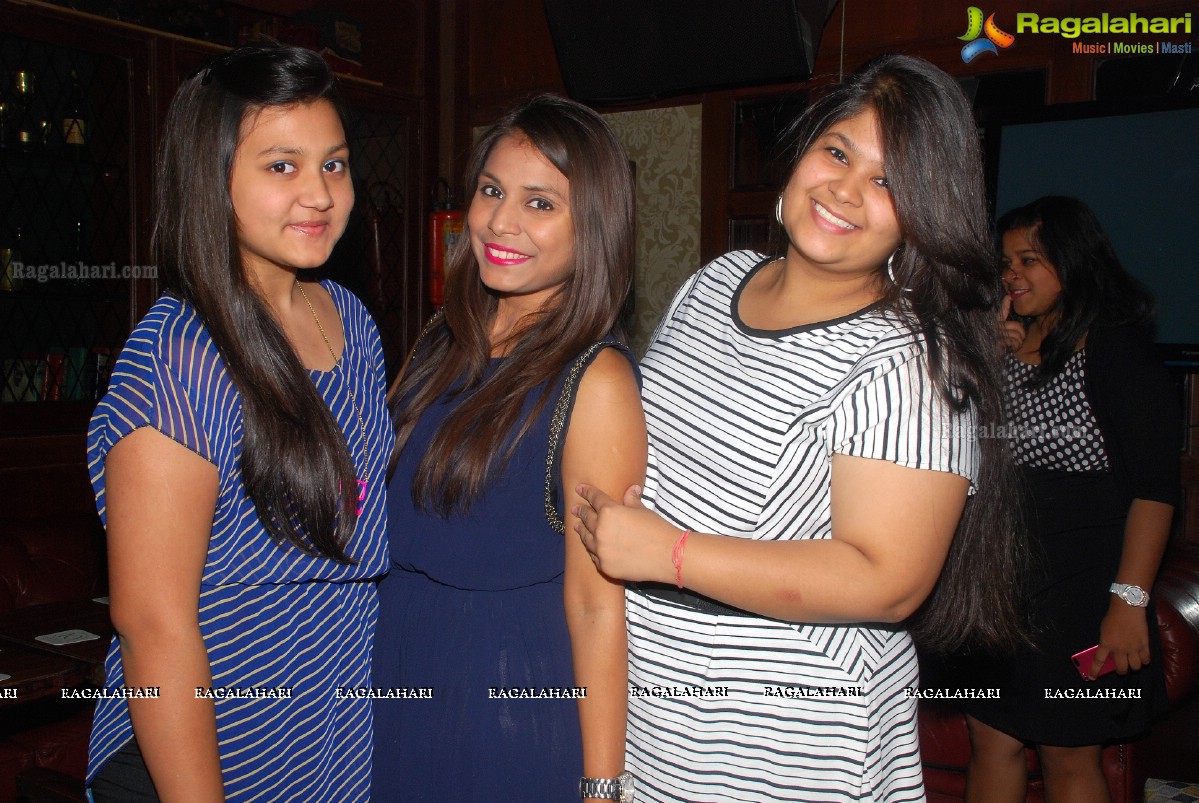 Meenal Agarwal Birthday Bash 2014 at 10D