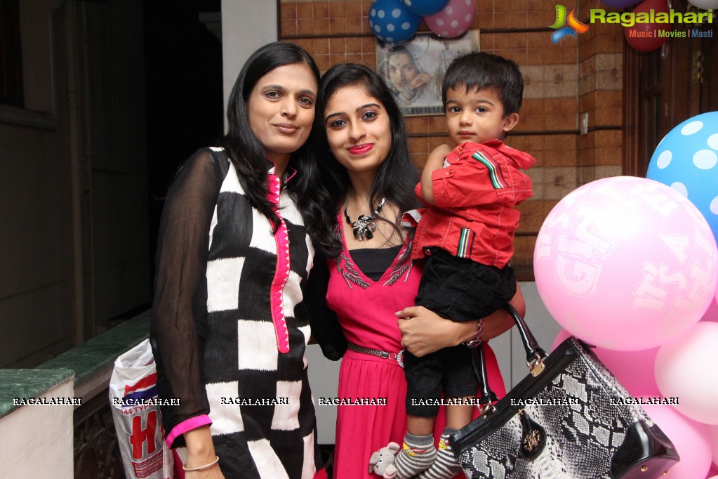 Nehal Jajodia Birthday Party 2014