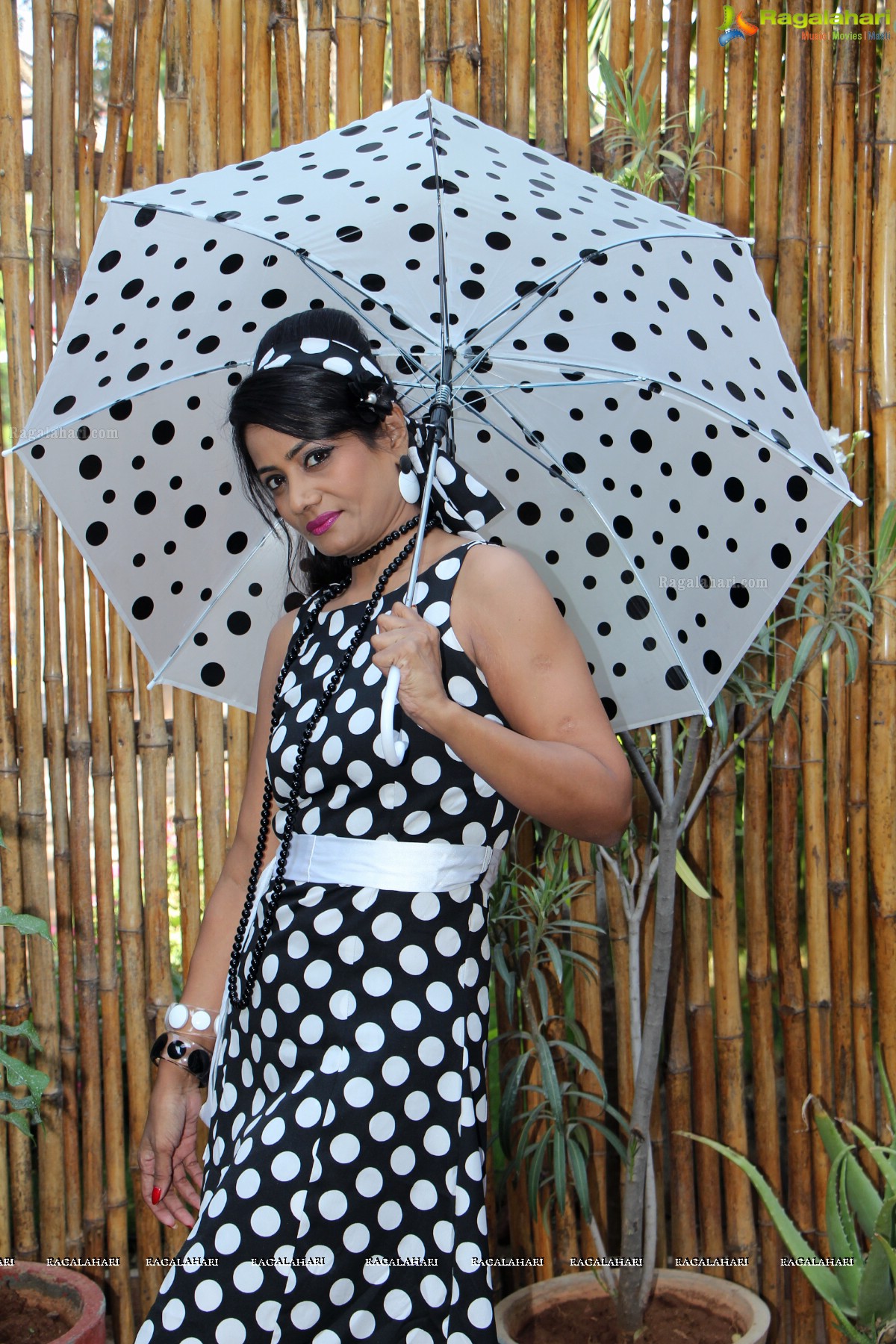 Phankaar's Retro Theme Party (Polka Dots) at Heart Cup Cafe, Hyderabad