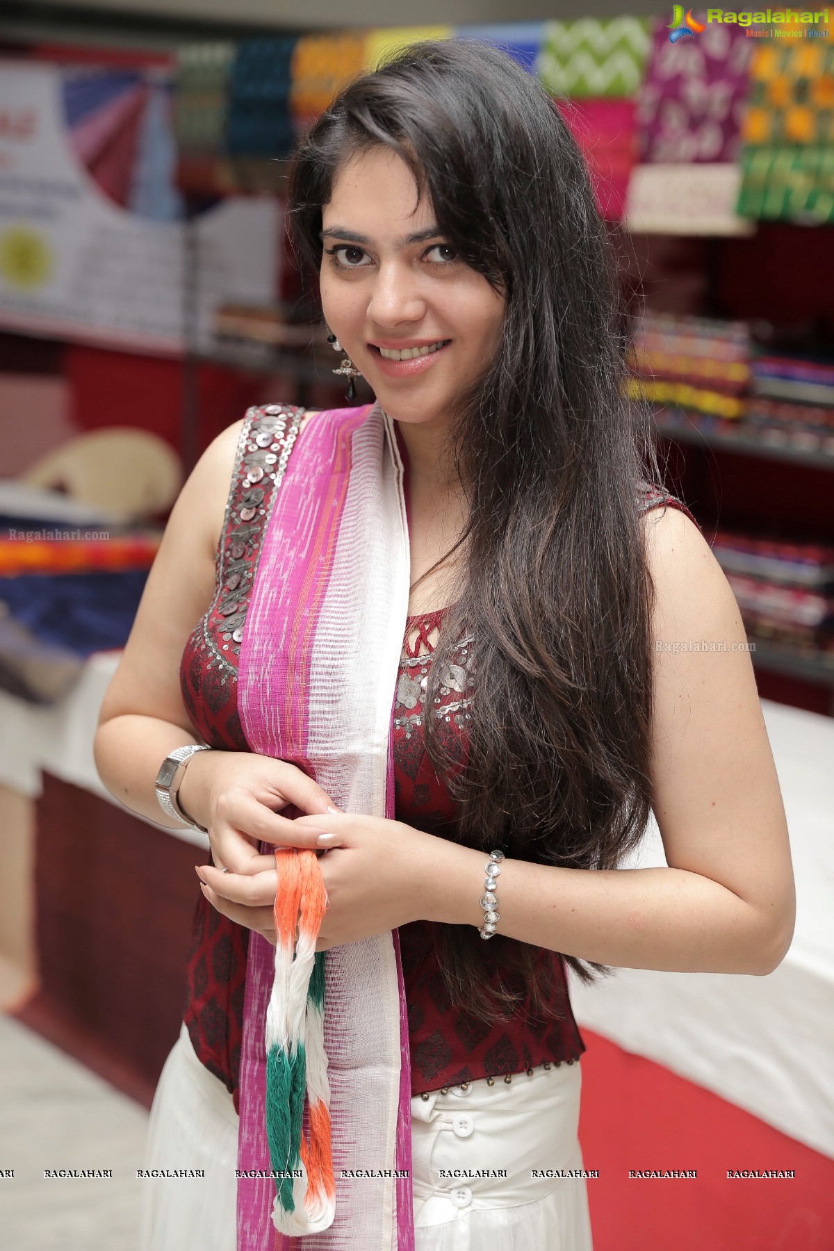 Actress Sherin Shringar Inaugurates Pochampally IKAT Art Mela at Bangalore