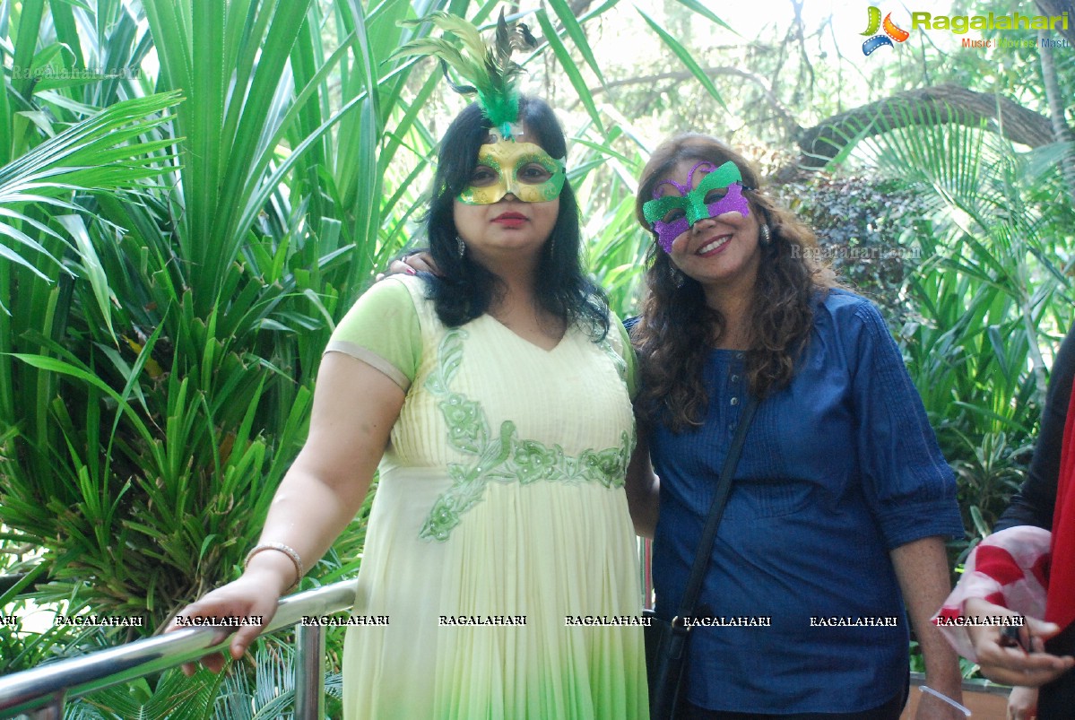 Raaga Dhoom by Reena Agarwal, Kanta Khemani, Vaishali Tholia, Nisha Agarwal and Sunita Bagaria