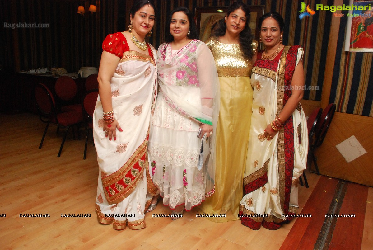 Rang Birangi Titlis by Meeta Oberoi-Meenu Saluja