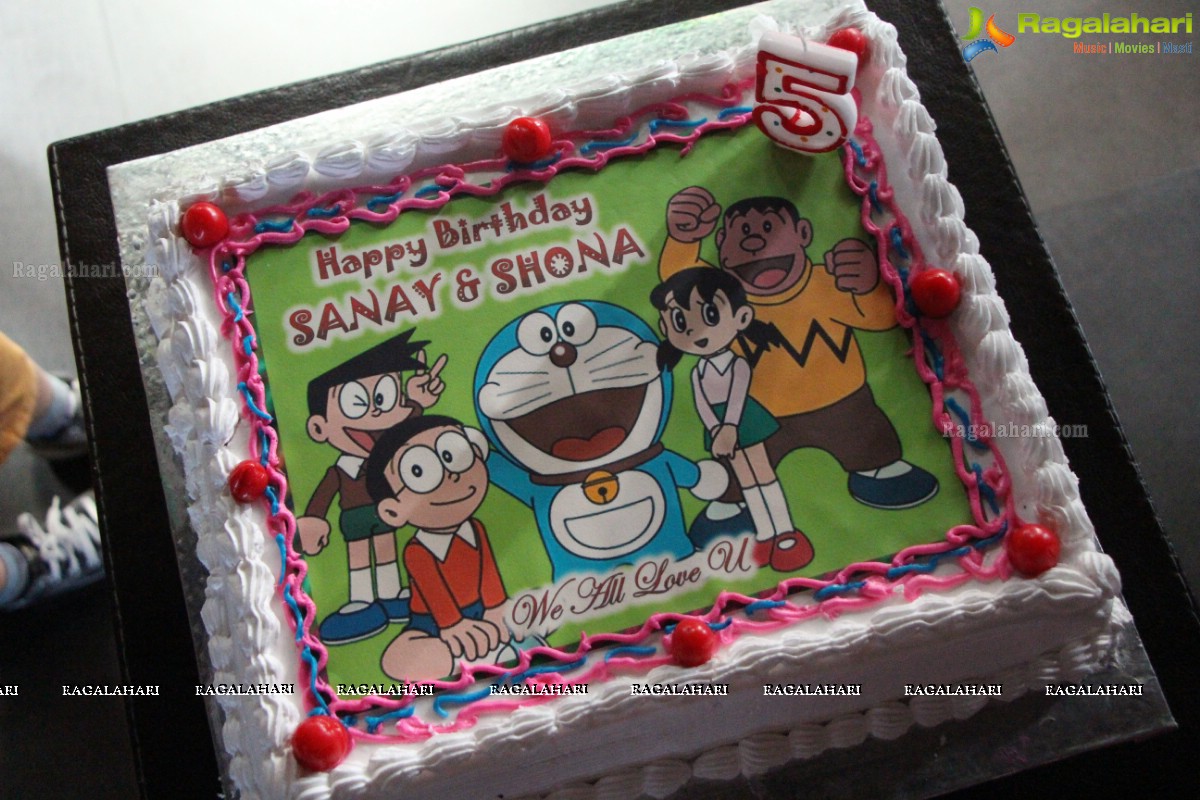 Sanjay-Shona's 5th Birthday Party at Spoil Pub, Hyderabad