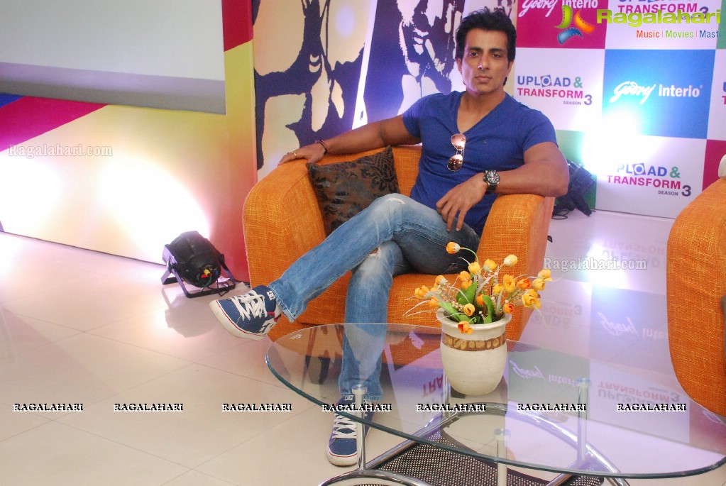 Sonu Sood launches Godrej Upload and Transform Campaign 2014, Hyderabad