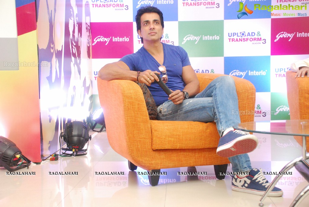 Sonu Sood launches Godrej Upload and Transform Campaign 2014, Hyderabad