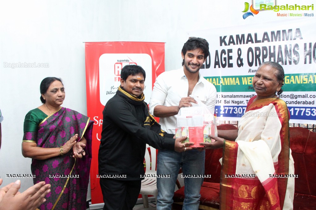 Hero Aadi at Spread A Smile 2014 - Event by Red FM Hyderabad