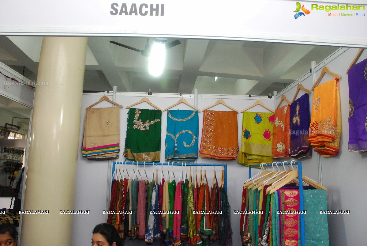 Madhulagna Das inaugurated Styles n Weaves Lifestyle Expo 2014, Hyderabad