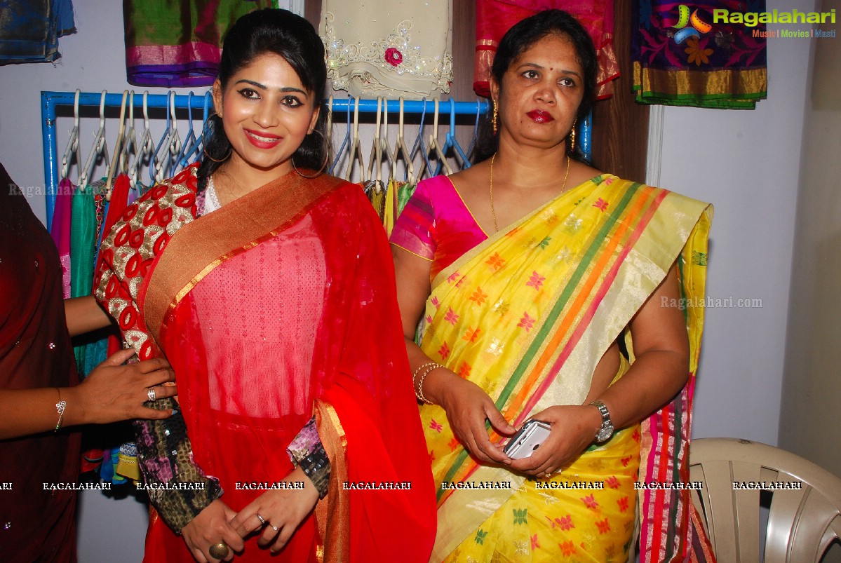 Madhulagna Das inaugurated Styles n Weaves Lifestyle Expo 2014, Hyderabad