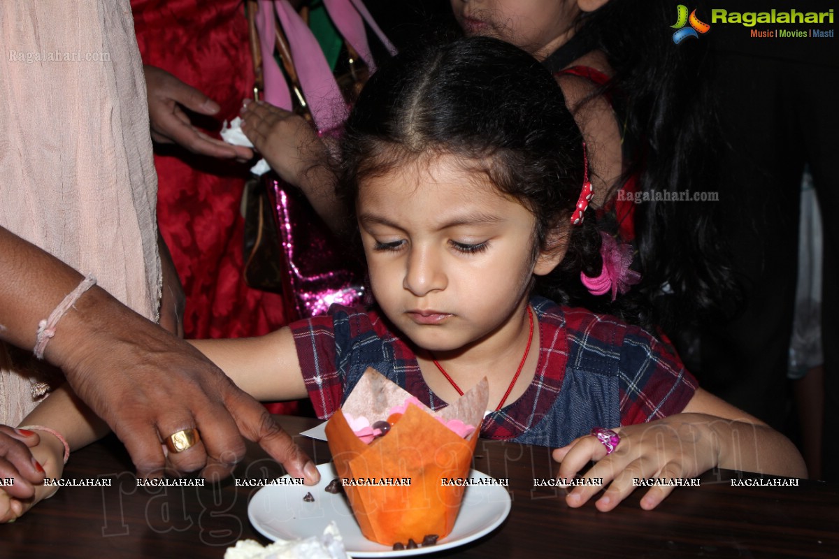 Gautam-Sitara at The Westin Christmas Cake Mixing Ceremony 2014