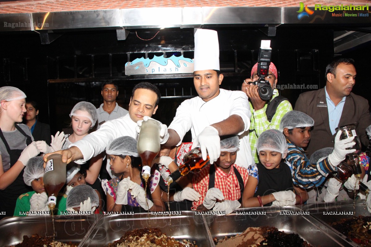 Gautam-Sitara at The Westin Christmas Cake Mixing Ceremony 2014