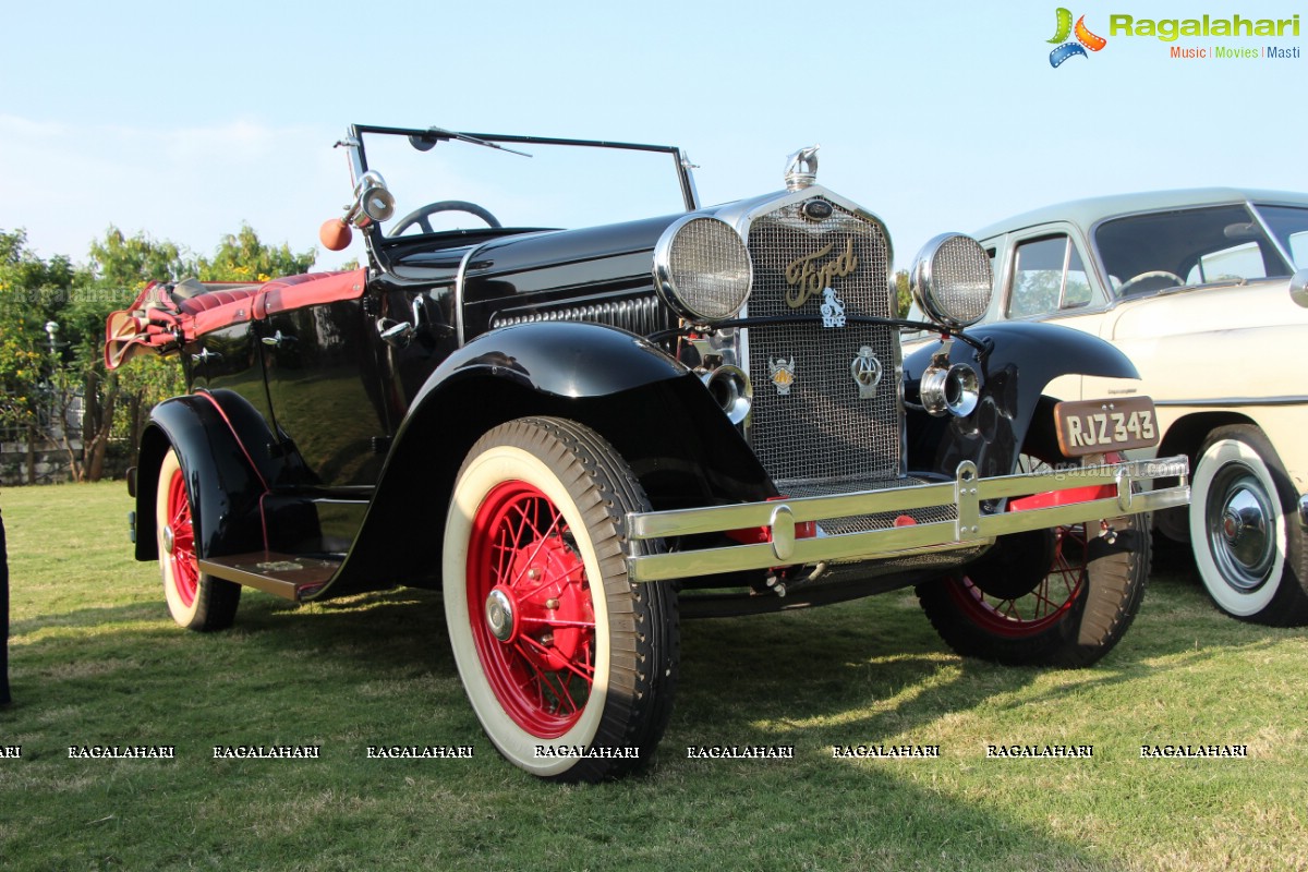 Vintage Cars Show at Taj Falaknuma Palace, Hyderabad (Nov. 2014)