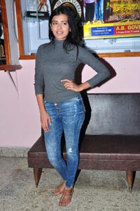 Kumari 21F Success Meet