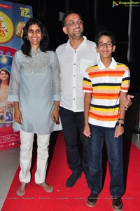 Size Zero Premiere