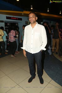 Size Zero Premiere