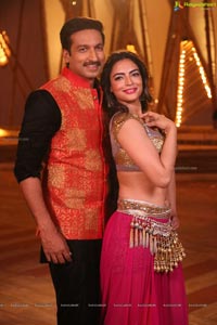 Soukyam Item Song Stills