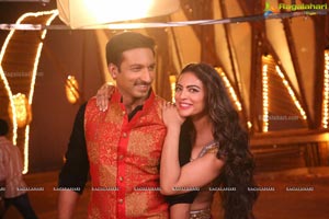 Soukyam Item Song Stills