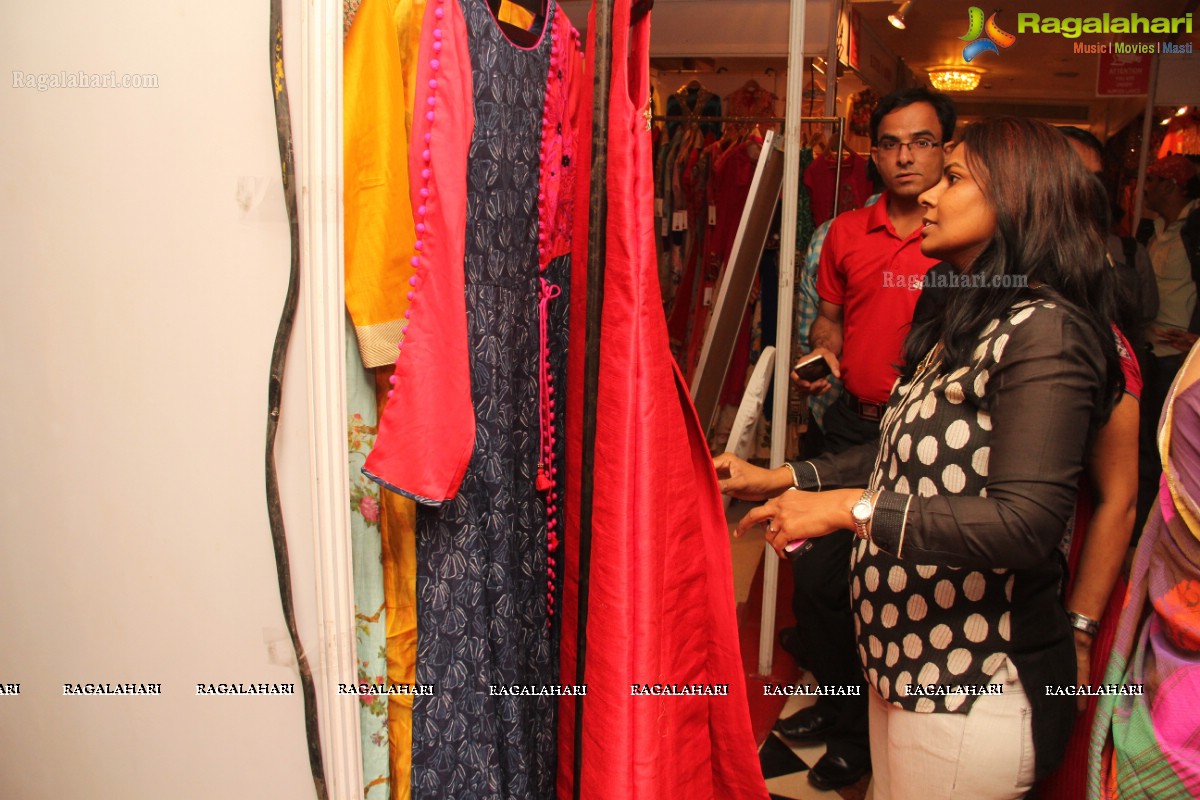 Akriti Elite Exhibition and Sale by Sashi Nahata at Taj Krishna, Hyderabad