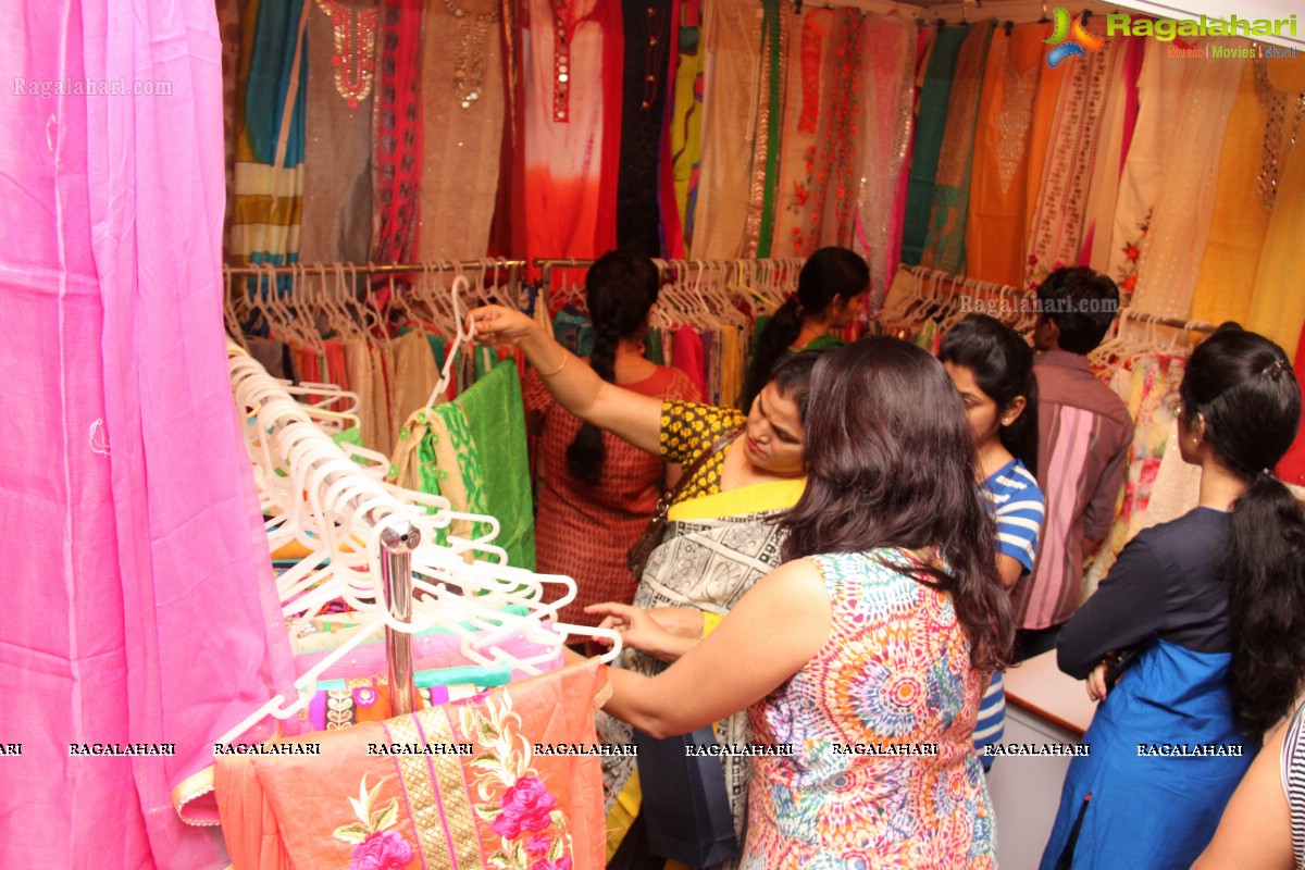 Akriti Elite Exhibition and Sale by Sashi Nahata at Taj Krishna, Hyderabad