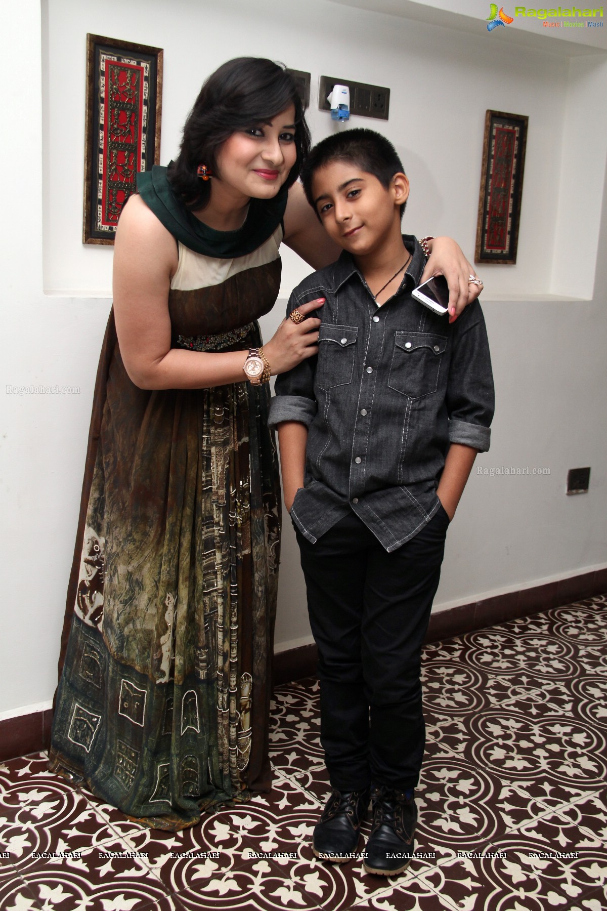 TV Artist Anju Asrani Birthday Party at Hotel Transit, Hyderabad