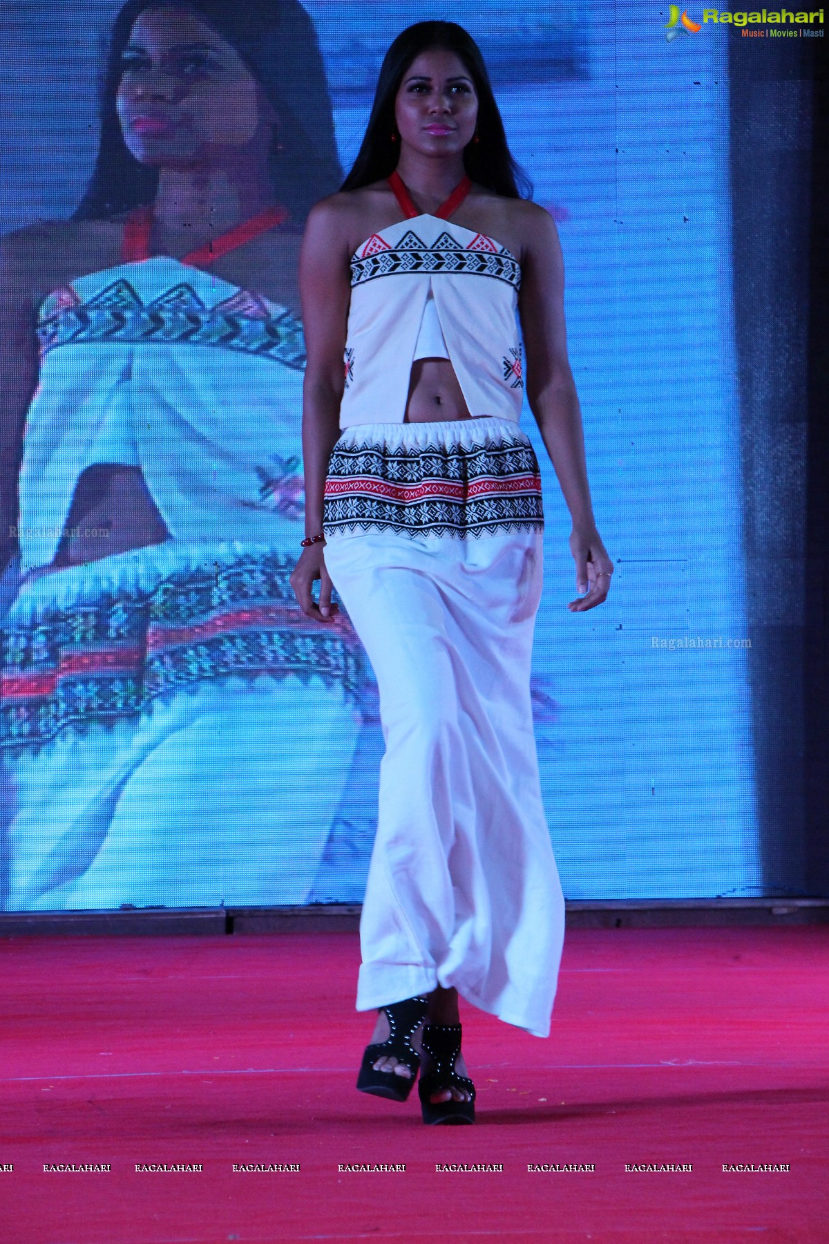 Graduates’ Apparel Design Show Fashionistas of CHSc, PJTSAU